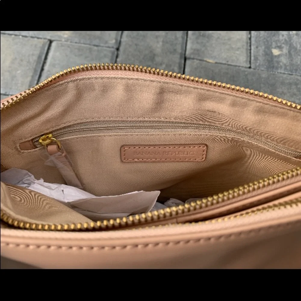 Banana Republic Leather Shoulder Bag in Neutral NWTs